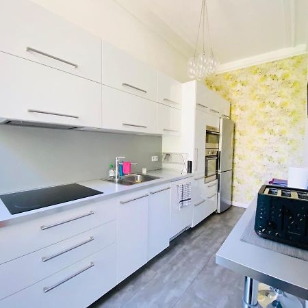 Grand Appartement Place Prefecture 105M2 Marseille Exterior photo